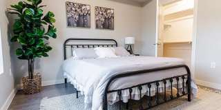 The Lofts at 5 Points Gallery 13