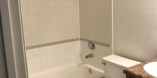 Colonies Landing Apartments Gallery 12