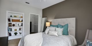 54 Magnolia Gallery 17