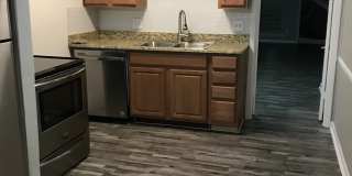 Wilshire on Mockingbird Gallery 4