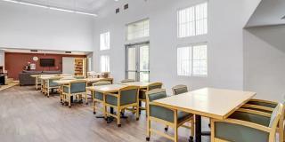 Bay View Vista - Senior Housing Gallery 10