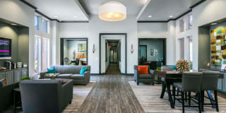 Miramonte and Trovas Apartments Gallery 12