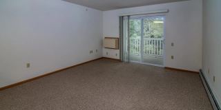 Crestview - Senior Housing Gallery 4