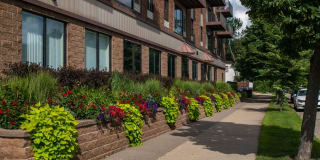 New Boston Square Gallery 29