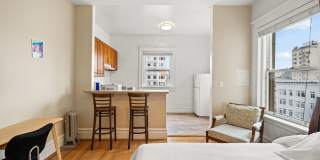 The Cornelia Suites Gallery 10