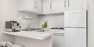 544 West Melrose Gallery 3