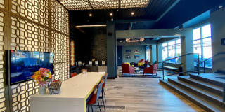 RiverHaus Gallery 17