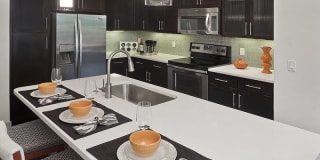 The Moderne Gallery 5