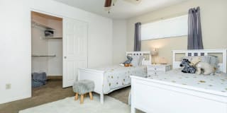 La Estancia Apartments Gallery 13