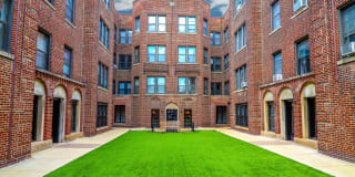 632-42 West Addison Street Gallery 14