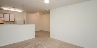 North Oak Crossing Gallery 6