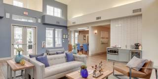 Sunfield Lakes Apartments Gallery 4