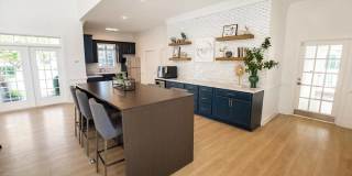 Abbotts Creek Gallery 19