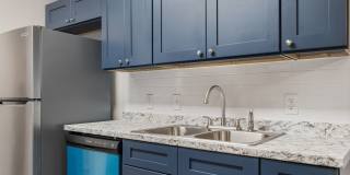 Hampton Place Luxury Apartment Gallery 3