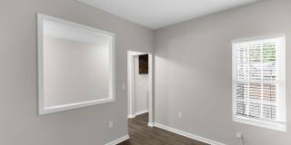 Southside Manor Gallery 13