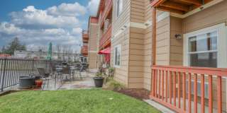 Crossings at Battle Ground Townhomes - Senior Housing Gallery 24