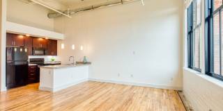 Petersburg ArtistSpace Lofts Gallery 10