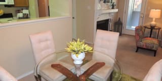 Sommerset Apartments Gallery 6