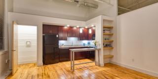 Petersburg ArtistSpace Lofts Gallery 9