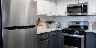 St. Clair Apartment Homes Gallery 1