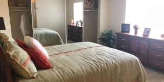 Rosemead Place Gallery 16