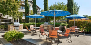 Miramonte and Trovas Apartments Gallery 11