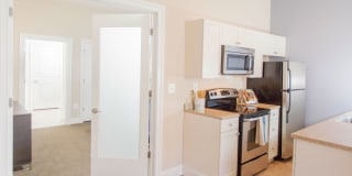 600 on Broad Gallery 23