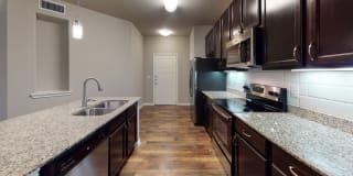 Raleigh House Apartments Gallery 20