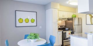 Emerson Square Apartments Gallery 23