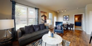 Raleigh House Apartments Gallery 3