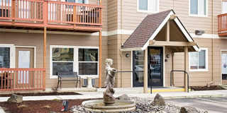 Crossings at Battle Ground Townhomes - Senior Housing Gallery 27