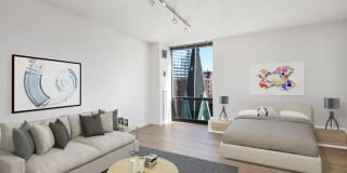 1120 North Lasalle Gallery 16