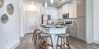 Venice Isles Luxury Apartments Gallery 13
