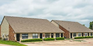 Crestwood Gallery 18