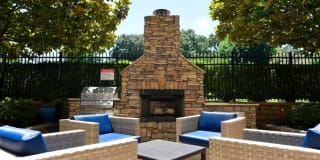 Goldelm at 414 Flats Gallery 5