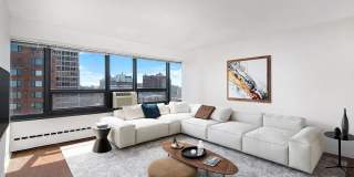 3130 North Lake Shore Drive Gallery 3