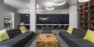 Yugo Greenville Uptown - Student Housing Gallery 36