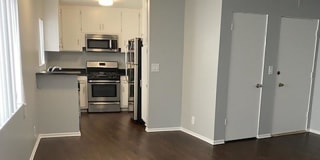 Studio City Midrise Apartments Gallery 3