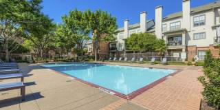 The Livingston Gallery 18