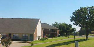 Crestwood Gallery 17