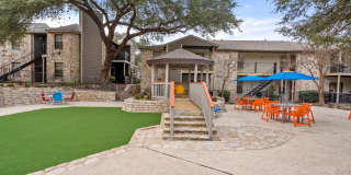 Seraphina Castle Hills Gallery 21