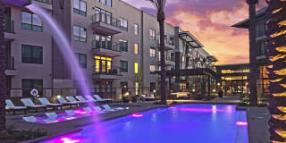 The Moderne Gallery 2