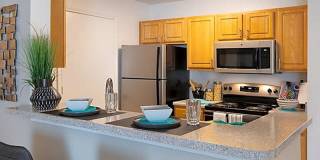 Bradley Pointe Apartments Gallery 2