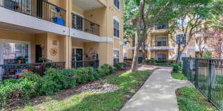 Villas of Mission Bend Gallery 10