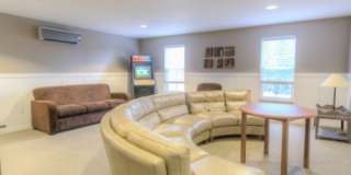 Uptown East Gallery 49