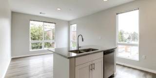 Capitol Square Gallery 2