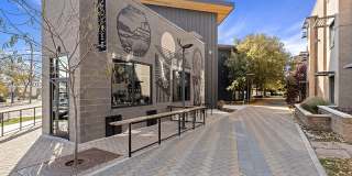 Ash & River Gallery 24