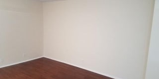 4342 West 130th St Gallery 3