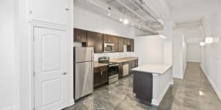 4th and Plum Gallery 29