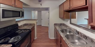 Metro Plex Apartments Gallery 5